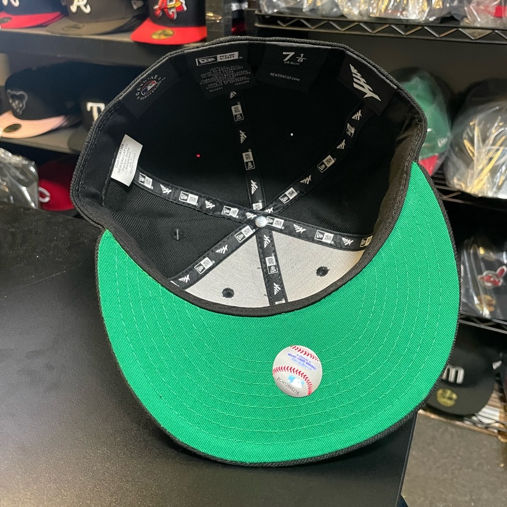NEW ERA X PAPER PLANES - MLB - Chicago White Sox 59FIFTY Fitted Cap - Picture 9 of 9